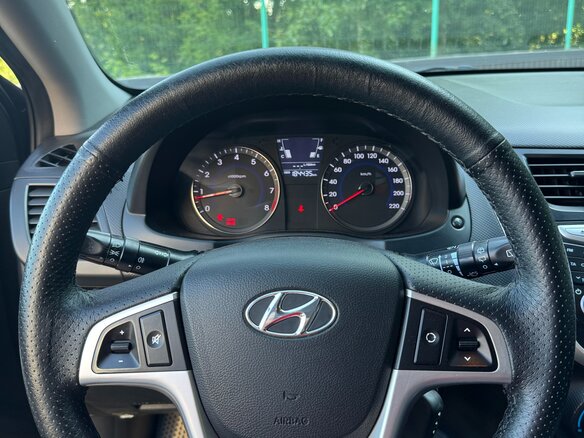 2011 Hyundai Solaris I, фиолетовый, 670000 рублей - вид 9