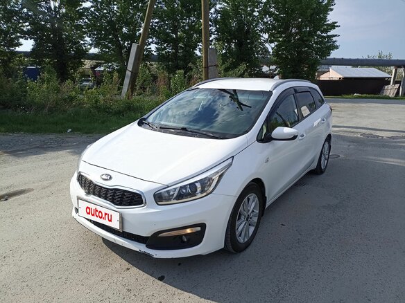 2018 Kia Ceed II Рестайлинг, белый, 1380000 рублей