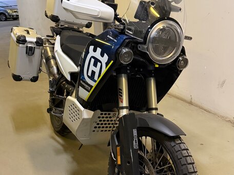 2025 Husqvarna Norden 901, голубой, 2200000 рублей, вид 1