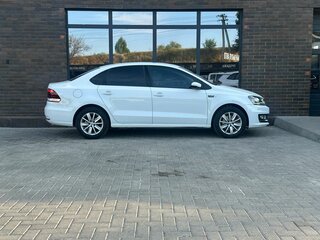 2018 Volkswagen Polo V Рестайлинг, белый, 1399000 рублей, вид 5