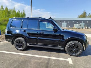 2007 Mitsubishi Pajero IV, чёрный, 1400000 рублей, вид 5