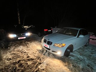 2010 BMW 3 серии 318i V (E90/E91/E92/E93) Рестайлинг, белый, 950000 рублей, вид 3