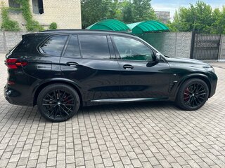 2024 BMW X5 40i IV (G05/G18) Рестайлинг, чёрный, 12500000 рублей, вид 3
