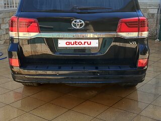 2021 Toyota Land Cruiser 200 Series Рестайлинг 2, чёрный, 8000000 рублей, вид 1