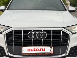 2020 Audi Q7 45 TFSI II (4M) Рестайлинг, белый, 5640000 рублей, вид 2