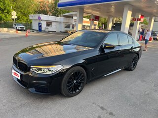 2020 BMW 5 серии 530d xDrive VII (G30/G31/G38), чёрный, 4890000 рублей, вид 1