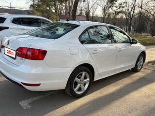 2014 Volkswagen Jetta VI, белый, 950000 рублей, вид 3