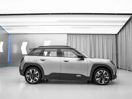 2024 Mini Aceman E, серебристый, 4000600 рублей, вид 3