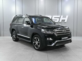 2018 Toyota Land Cruiser 200 Series Рестайлинг 2, чёрный, 6789000 рублей, вид 1