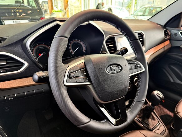2026 Lada (ВАЗ) Vesta SW Cross I Рестайлинг (NG), синий - вид 12