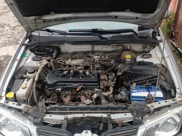 2001 Nissan Almera II (N16), серебристый, 450000 рублей - вид 9