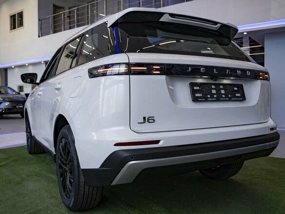 2026 Jaecoo J6, белый, 2306700 рублей - вид 4