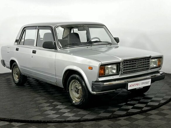 2010 Lada (ВАЗ) 2107, серебристый, 250000 рублей - вид 3