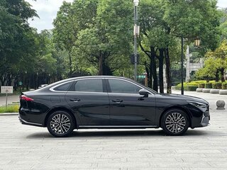 2025 Geely Emgrand III, чёрный, 1496400 рублей, вид 4