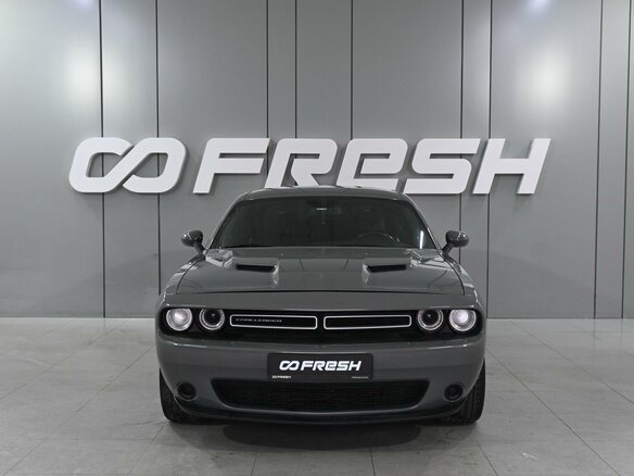 2019 Dodge Challenger III Рестайлинг 2, серый, 3399000 рублей - вид 2