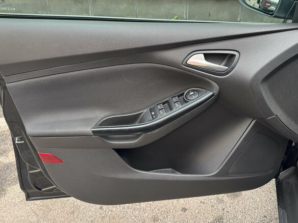 2013 Ford Focus III, чёрный, 669000 рублей - вид 13