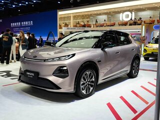 2026 Changan Qiyuan Q05 51.9 kWh II, серебристый, 2574000 рублей, вид 1