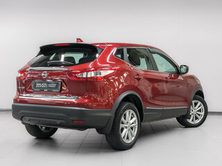 2017 Nissan Qashqai II, красный, 1630000 рублей, вид 5