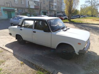 2004 Lada (ВАЗ) 2105, белый, 130000 рублей, вид 3