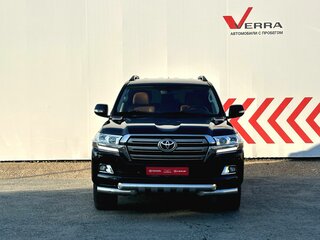 2018 Toyota Land Cruiser 200 Series Рестайлинг 2, чёрный, 6200000 рублей, вид 4