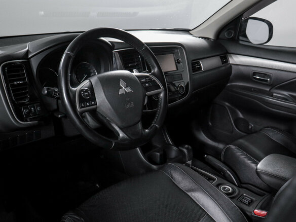 2014 Mitsubishi Outlander III, чёрный, 1339000 рублей - вид 13