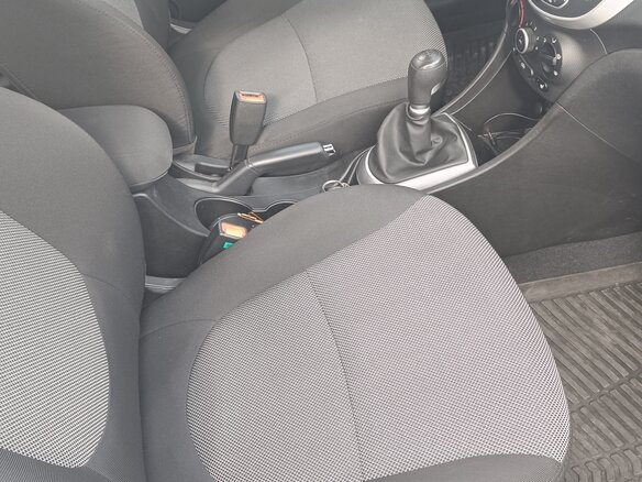 2013 Hyundai Solaris I, белый, 950000 рублей - вид 11
