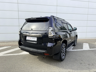 2021 Toyota Land Cruiser Prado 150 Series Рестайлинг 3, чёрный, 5900000 рублей, вид 5