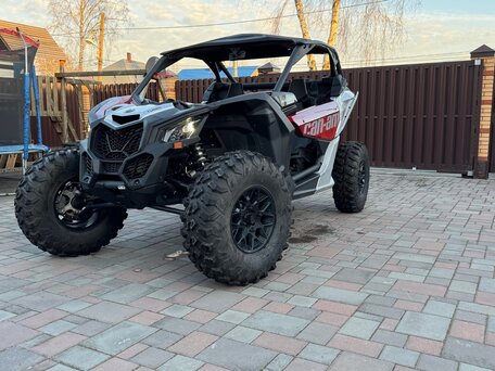 2024 BRP Can-Am Maverick X3, красный, 2600000 рублей, вид 3