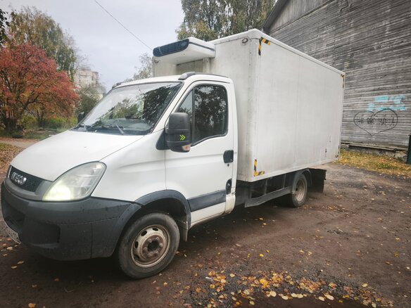 2011 Iveco Daily, белый, 1290000 рублей - вид 4