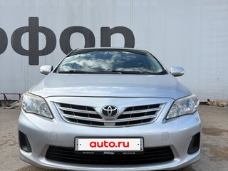 2011 Toyota Corolla X (E140, E150) Рестайлинг, серебристый, 720000 рублей, вид 2