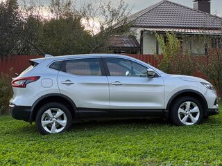 2019 Nissan Qashqai II Рестайлинг, серебристый, 1440000 рублей, вид 4