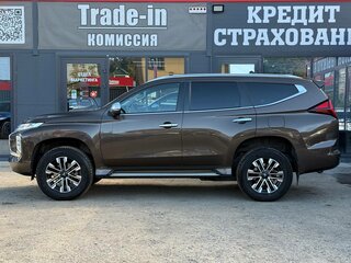2021 Mitsubishi Montero Sport III Рестайлинг, коричневый, 3780000 рублей, вид 4