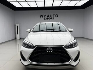 2022 Toyota Yaris IV, белый, 1498838 рублей, вид 1