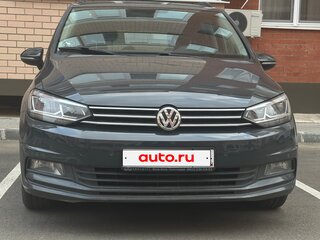 2016 Volkswagen Touran II, серый, 1700000 рублей, вид 4