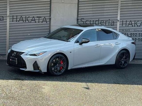 2025 Lexus IS 500 III Рестайлинг 2, белый, 15000000 рублей - вид 2