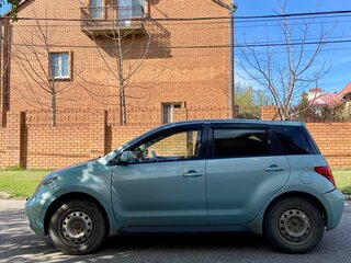 2004 Toyota Ist I, голубой, 400000 рублей, вид 4