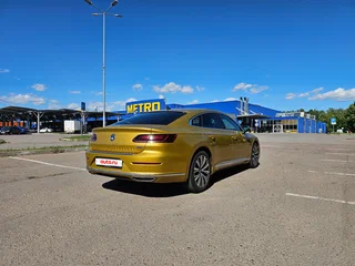 2018 Volkswagen Arteon I, жёлтый, 2400000 рублей, вид 5