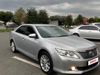 2012 Toyota Camry VII (XV50), серебристый, 1880000 рублей, вид 4