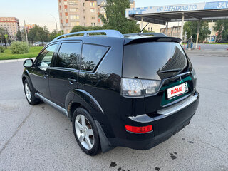 2007 Mitsubishi Outlander II, чёрный, 690000 рублей, вид 4