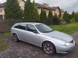 2001 Alfa Romeo 156 I, серебристый, 199000 рублей, вид 3