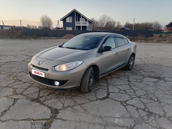 2011 Renault Fluence I, бежевый, 650000 рублей - вид 2