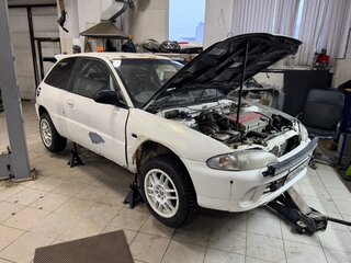 1991 Mitsubishi Mirage IV, белый, 550000 рублей, вид 3