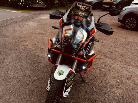 2022 KTM 1290 Super Adventure R, оранжевый, 1000000 рублей, вид 4