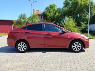 2011 Hyundai Solaris I, красный, 640000 рублей, вид 4