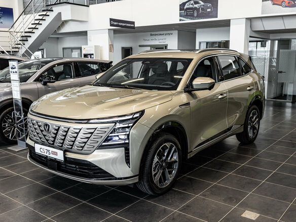 2025 Changan CS75 Plus IV, коричневый, 4339900 рублей - вид 3