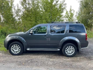 2011 Nissan Pathfinder III Рестайлинг, серый, 1650000 рублей, вид 4
