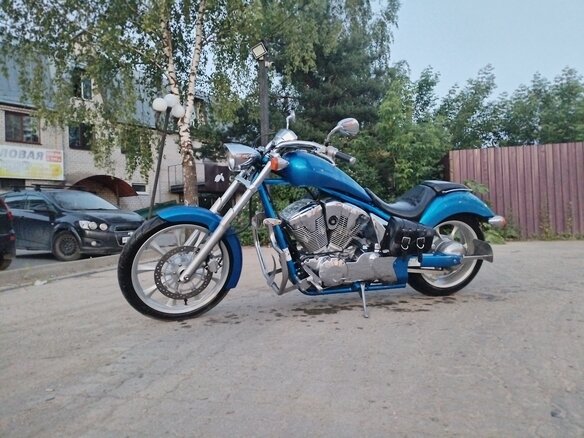 2011 Honda VT 1300CX Fury, синий, 800000 рублей - вид 5
