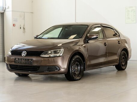 2013 Volkswagen Jetta VI, коричневый, 800000 рублей, вид 3
