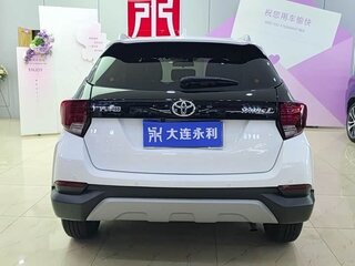 2022 Toyota Yaris L XP150 Рестайлинг, белый, 1050300 рублей, вид 5