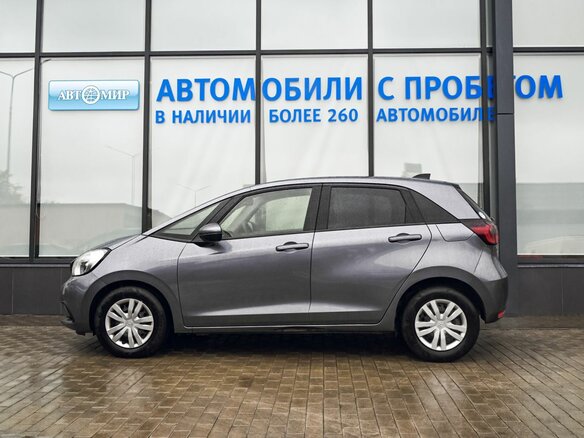 2021 Honda Fit IV, серый, 1275000 рублей - вид 1